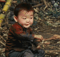 抖音雙手抱胸生氣表情包 免費(fèi)版